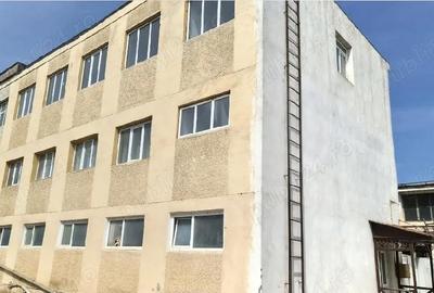 Spațiu comercial, de 450 mp, în Industrială - 1