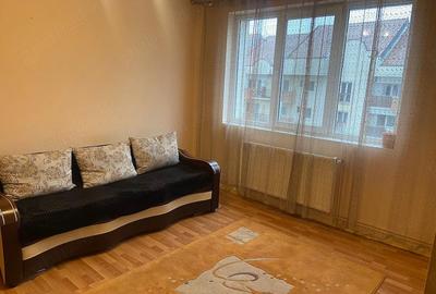 Apartament cu 2 camere decomandat în Central - 2
