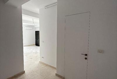 Spațiu comercial, de 50 mp, în Ultracentral - 3