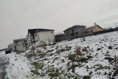 Teren de 466 mp, în Central - 4