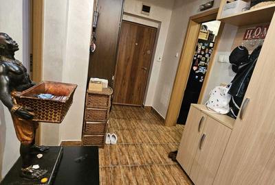 Apartament cu 3 camere decomandat în Central - 2