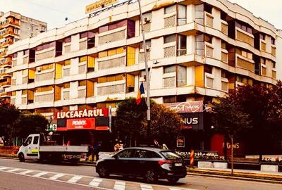 Spațiu comercial, de 11,000 mp, în Central - 4