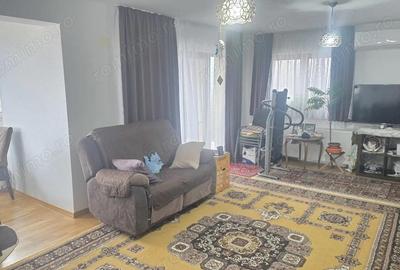 Casă în Zăvoi - 15