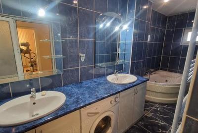 Apartament cu 3 camere decomandat în Central - 4