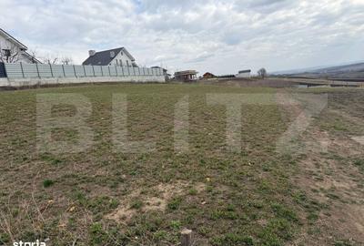 Teren de 800 mp, în Șcheia - 3