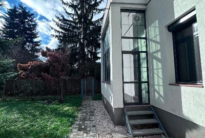 Inchiriere 3 camere cu gradina,  UltraCentral Bd. 15 Noiembrie - 15