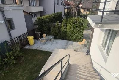 Casă cu 2 camere cu Teren 150 Mp în Central - 2