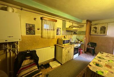 Casă cu 5 camere cu Canalizare în Central - 16