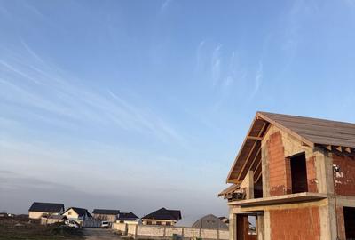 Teren de 500 mp, în Exterior Vest - 2