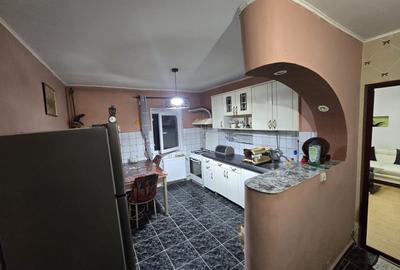 Apartament  spatios decomandat 4 camere - 5