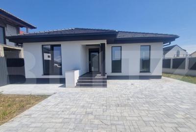Casa noua Cristian-Rasnov , Parter , 2 bai 4 camere , teren