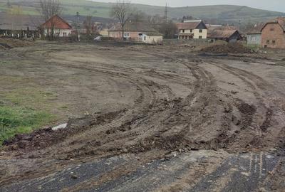 Teren de 3000 mp, în Mădăraș - 4