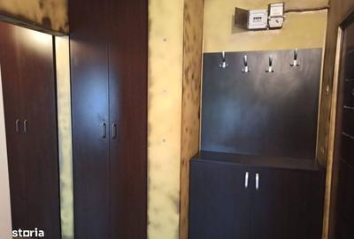 Apartament cu 2 camere decomandat în Trivale