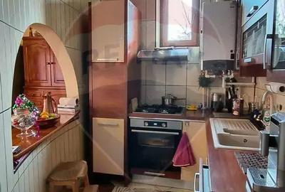 Casă cu Canalizare în Central - 3