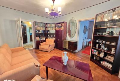 Apartament cu 3 camere în Central
