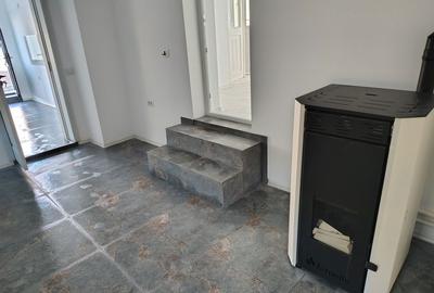 Casă cu 4 camere în Braniștea