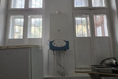Zona Parcul Carol-Primaria sect. 5 Sp 151 mp curte 300 mp - 15
