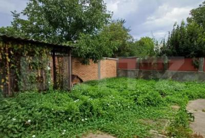 Casă cu 5 camere cu Teren 1001 Mp în Central - 3