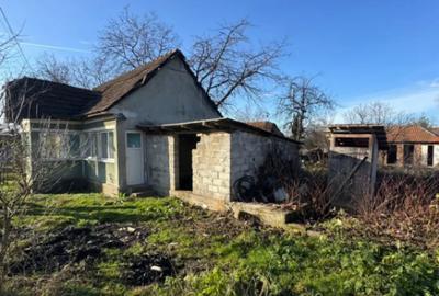 Casă cu 1 camere cu Teren 420 Mp în Tăuții de Sus