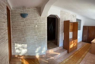 Casa cu teren de vanzare - 2