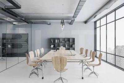 Spațiu comercial, de 80 mp, în Central