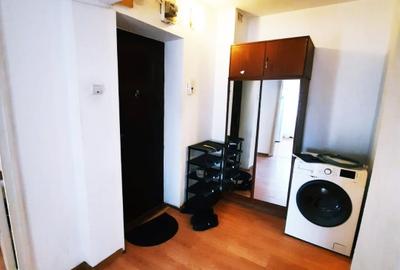 POZE REALE !!!   PRET 300 EURO !!! 0️⃣7️⃣9️⃣3️⃣6️⃣7️⃣9️⃣0️⃣4️⃣4️⃣  Apartament de - 6