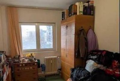 Apartament cu 4 camere semidecomandat, mobilat în Brâncoveanu