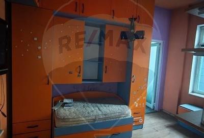 Birou, de 350 mp, în Ultracentral - 6