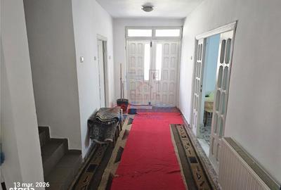 Apartament cu 3 camere în Central - 3