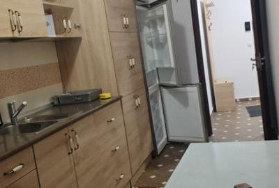 Garsonieră decomandată în Dobroești