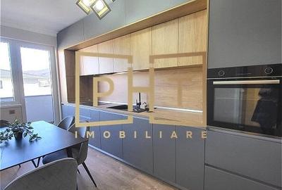 Apartament cu 3 camere decomandat, mobilat în Florești