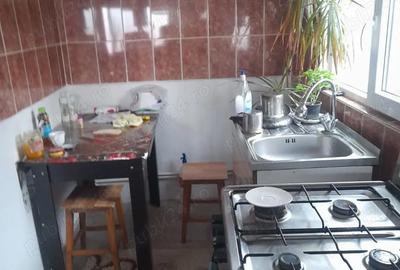 Casă cu Teren 300 Mp în Central - 3