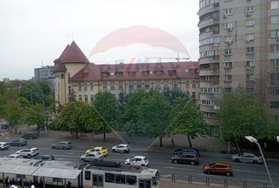 Apartament cu 3 camere semidecomandat, mobilat în Obor - 9