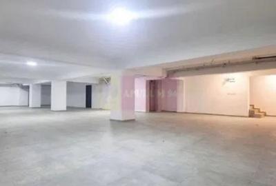 Vitan Mall Auchan- suprafata 428 mp - pret 780.000 euro+TVA - 8