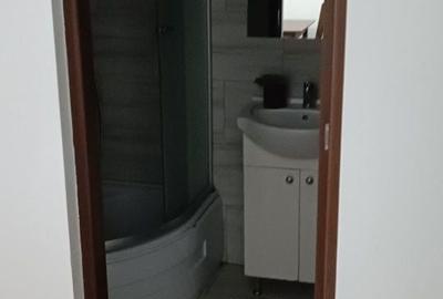 Garsonieră decomandată în Central - 1