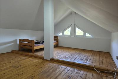 Casă cu 5 camere cu Teren 1560 Mp în Crasna - 1