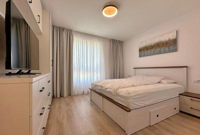 Apartament cu 3 camere decomandat, mobilat în Tractorul - 4