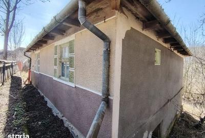 Teren de 2946 mp, în Tureni - 8