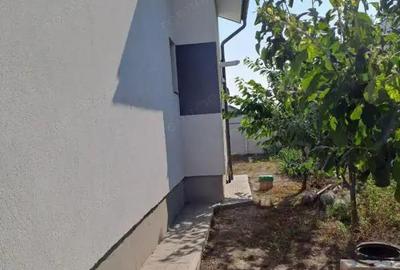 Casa 3 camere in comuna Berceni - 2