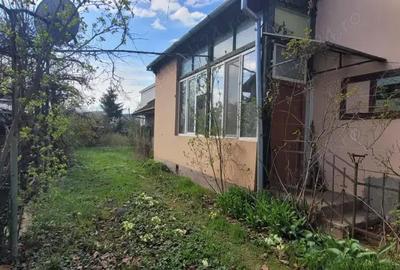 Casă cu 4 camere în Gheorgheni