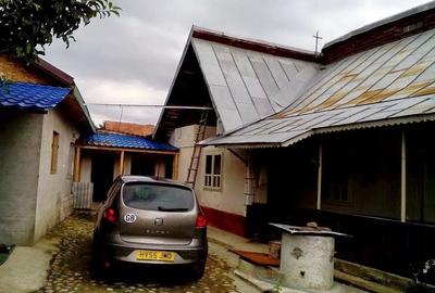 Casă cu 4 camere în Coțofănești - 8
