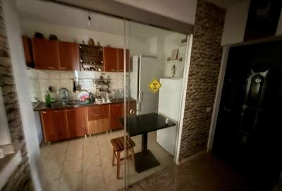 Apartament cu 3 camere decomandat în Lacul Tei - 5
