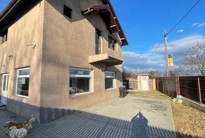 Casă cu 6 camere cu Teren 600 Mp în Moldoveni - 8