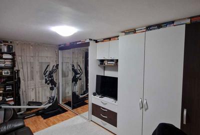 Apartament cu 2 camere decomandat în Central - 7