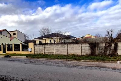 Parcela de teren intre casele din centrul Harmanului - 5