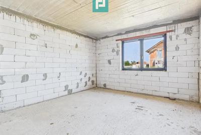 Casa noua la ro?u in Mandruloc - 16