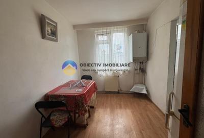 Apartament cu 3 camere decomandat în Mărăței - 2
