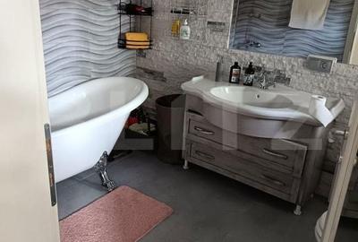 Casă cu 3 camere cu Teren 115 Mp în Central - 2