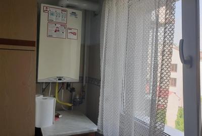Apartament cu 2 camere decomandat în 9 Mai - 8