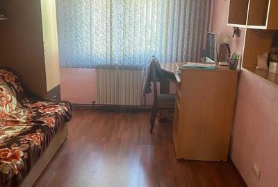 Apartament cu 4 camere decomandat în Lunca Cetățuii